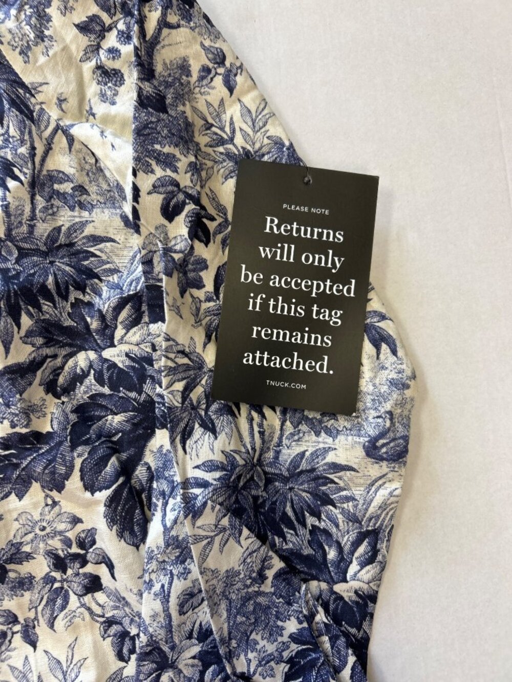 Tuckernuck Toile Tate Dress Navy Blue Toile Size Large NWT - Picture 9 of 10